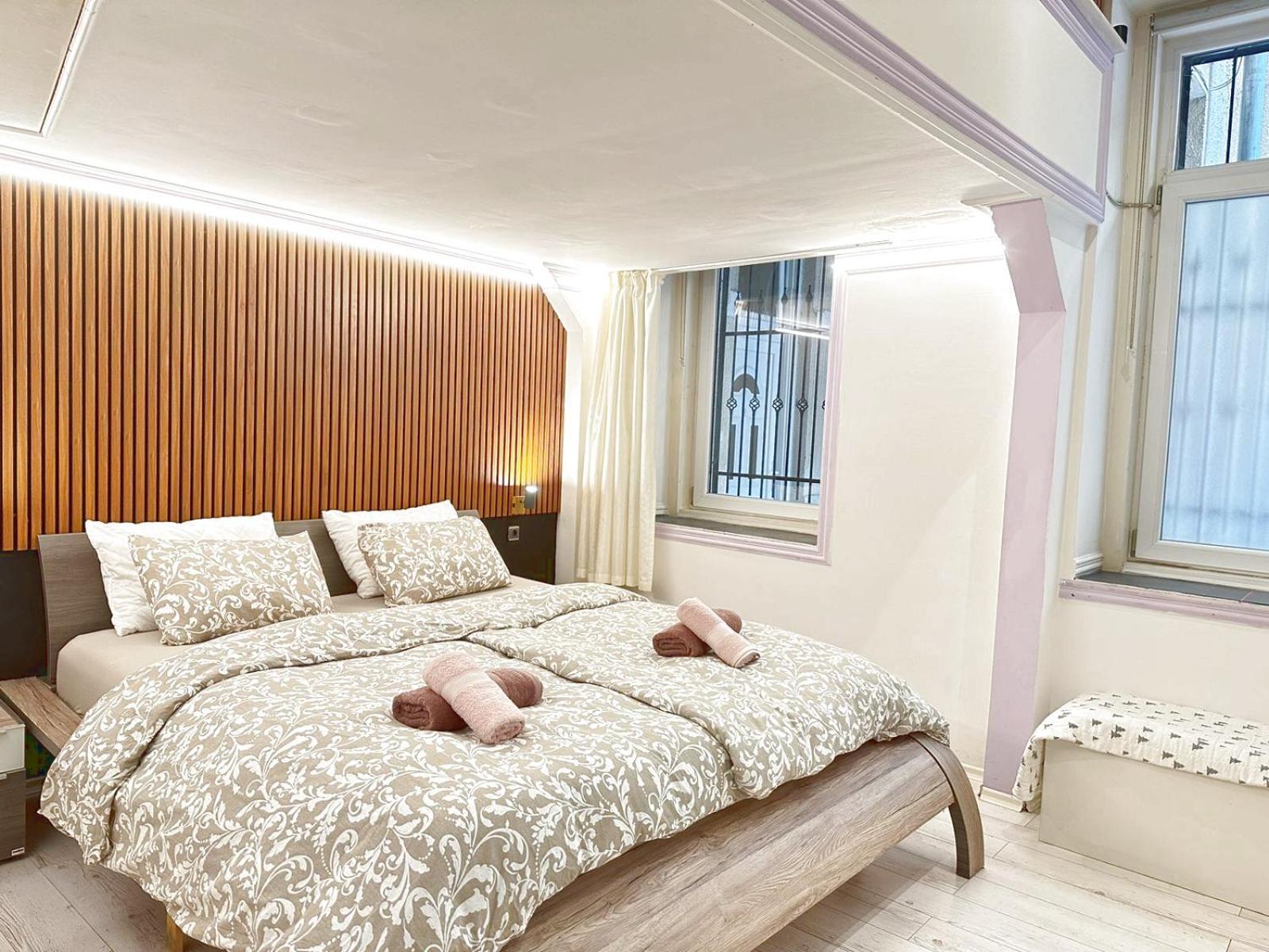 Yes, Yes! Lovely Apartment Good Amenities Budapest Center Exterior photo